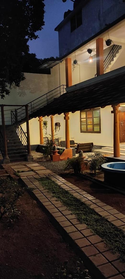 Hotel Vedha Ayurvedic Panchakarma Treatment Centre Alappuzha Zewnętrze zdjęcie